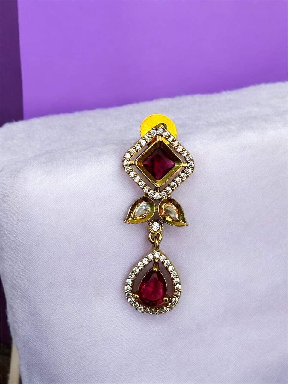 Vintage-Style Ruby and Crystal Immitation Necklace Set with Earrings, Fusion of Western and Tradition, Gold-Toned, Floral Design